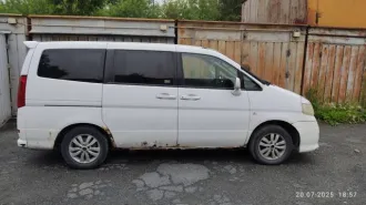Nissan Serena 2000 года, 145 лс, государственный номер К598 ЕС125, номер кузова PNC24107885, цвет белый.