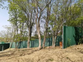 Право на заключение договора аренды земельного участка с кадастровым номером 25:28:050053:1580. Земельный участок, государственная собственность на который не разграничена, категория земель: земли населенных пунктов, площадью 2225 кв. м, местоположение: Приморский край, г. Владивосток, ул…