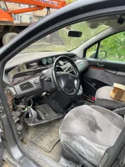 Citroen C8 2004 дизельный черно-серый легковой автомобиль, марка Citroen, модель C8, год изготовления 2004, цвет черно-серый, VIN VF7EB4HWG13170677, ПТС 9963 № 183885, грз B245HE193, модель двигателя DW12TED4, тип двигателя дизельный на дизельном топливе, двигатель № 4034715, мощность двигателя 128…