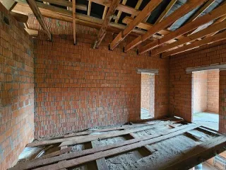 Жилой дом 377,1 кв.м, земельный участок 1 919 кв.м, адрес: Москва, вн. тер. г. муниципальный округ Коммунарка, Зимёнковская ул., д. 60, корп. 3, зем. уч. 60/3, 2-этажный, кадастровые номера 77:17:0120114:3696, 50:21:0120114:1055, земли населенных пунктов - для дачного строительства, ограничения и…