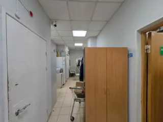 Продажа имущества, находящегося в собственности города Москвы, нежилое помещение по адресу: г. Москва, ул.   Маршала Катукова, д. 17, корп. 1,  площадью 331,2 кв. м. (Этаж № 1), кадастровый номер: 77:08:0008002:16713 Продажа имущества, находящегося в собственности города Москвы, нежилое помещение…