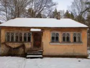 Ярославская область, Некоузский район, п. Борок с земельным участком, в составе: Здание больницы-поликлиники, КН 76:08:010631:338, 5 эт., в т. ч. подземных 1, 5 556,8 кв. м; ЯО, р-н Некоузский, п. Борок, д. 93; Общежитие мед. работников, КН 76:08:010631:240, 1 эт., 94,4 кв. м; ЯО, р-н Некоузский…