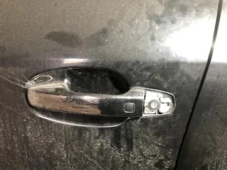 Lexus LX 570, 2008, высвобождаемое движимое военное имущество (автотранспортное средство), перечень и характеристика имущества указаны в Приложении №1 к информационному сообщению, пробег: 581840, вид транспорта: легковой универсал, объем двигателя: 5663, год выпуска: 2008, мощность двигателя: 367…