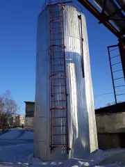 Емкость для водонапорной башни, сталь, 50 куб. м, Амурская область, Октябрьский округ, с. Екатеринославка. Материал: сталь, объем 50 куб.м., диаметр 3,2 м., высота 8 м, балансовая стоимость 436195,39 рублей.