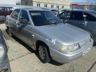ВАЗ 2112, 2003. Автомобиль марки "ВАЗ 2112", г/н М231МК186, VIN XTA21102030572255. Цвет серебристый, г/в 2003 (ключи и документы отсутствуют, техническое состояние не проверялось, пробег не известен). Имущество продается в том виде, в каком оно есть, в случае продажи возврату/обмену не подлежит. За…