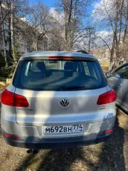 Volkswagen Tiguan, 2013 года выпуска, идентификационный номер XW8ZZZ5NZDG121378, гос.номер М692ВН774. Volkswagen Tiguan, 2013