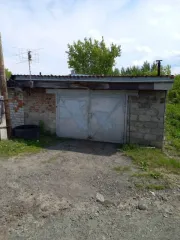 Гараж 55 кв.м в Свердловской области. Продается без земельного участка, земельный участок под объектом находится в аренде по договору от 19.04.2016 № 132-16/А.