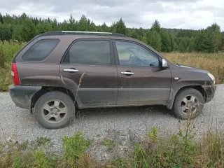 Kia Sportage 2007 автомобиль марки Kia модель Sportage 2007 г.в. VIN номер KNEJE55257K343069 ознакомиться с порядком продажи имущества, получить дополнительную информацию об имуществе можно в рабочие дни с 10:00 до 17:00 часов по предварительной договоренности с организатором торгов о дне и времени…