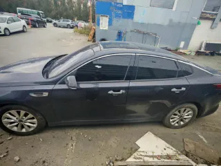 KIA Optima 2017 Легковой автомобиль марки: KIA, модели: Optima, год выпуска: 2017г., идентификационный номер (VIN): 5XXGU4L3XHG158033 С лотом №1 можно ознакомиться по месту его нахождения: г. Екатеринбург, ул. Восточная, 7Г, предварительно согласовав время с Финансовым управляющим по тел…