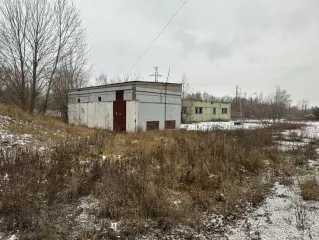 Недвижимое имущество, расположенное по адресу: РФ, Республика Татарстан, г. Казань, ул. Северо-Западная, д. 12, состоящее из 11 объектов недвижимости: Земельный участок, кад.№ 16:50:310203:21, пл. з/у – 57 530 кв.м.; Сооружение – объекты железнодорожного транспорта, кад.№ 16:50:000000:16028…