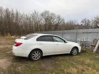 Chevrolet Epica 2011 года, VIN: XUULA69KJB0003213, госномер: В862ОТ190. Двигатель: модель X20D1, номер 148578K, мощность 105 кВт (143 л.с.), объем 1993 см³. Кузов: XUULA69KJB0003213, цвет белый. Разрешенная максимальная масса 1985 кг, масса без нагрузки 1575 кг. В наличии ПТС 39НЕ812119 и СТС…