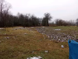 Земельный участок, площадь 1500+/-14 кв.м., назначение: Земельный участок , кадастровый (условный) номер: 71:16:020606:96 Адрес (местонахождение): Россия, обл. Тульская, р-н Одоевский, с Левенское, и 
Жилой дом, площадь 46.8 кв.м., назначение: Здание, кадастровый (условный) номер: 71:16:020606:452…