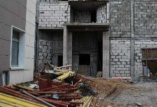 Земельный участок (для ИЖС) с находящимся на нем объектом незавершенного строительства, кад. №43:12:430163:169, адрес: Кировская область, Кирово-Чепецкий район, с/п Просницкое