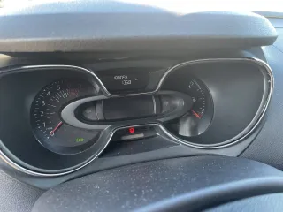 RENAULT KAPTUR, 2017 транспортное средство - RENAULT KAPTUR, 2017 года выпуска, VIN: X7LASRBA658496461, цвет коричневый черный, мощность двигателя 143 (105.2) л.с. (кВт), рабочий объем двигателя 1998 ку. см.