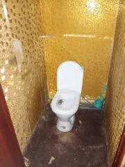 Доля дома 72.1 кв.м и участка 757 кв.м в Челябинской области. 1/7 доля дома и 1/7 доля земельного участка. Еще 1/7 доля дома и 1/7 доля земельного участка. Еще 1/7 доля на здание, площадь 72.1 кв.м, назначение: жилое, адрес: Россия, Челябинская обл., Увельский р-н, с. Красносельское, ул…