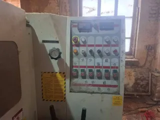 Станок четырехсторонний продольно-фрезерный VH-M623C, серийный номер 201111061, год выпуска: 2011