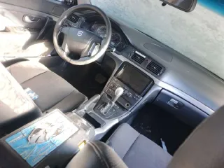 Volvo S80, 2004. Транспортное средство: ВОЛЬВО S80, Идентификационный номер (VIN номер): YV1TS61S941381485, Год изготовления: 2004, гос.номер Н882ТО32, залог в пользу АО "Т-Банк". Вопросы по ознакомлению по контактам организатора торгов e-mail: 221002127@mail.ru, тел. +7(989)7010143