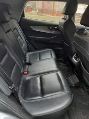 Автомобиль марки CHERY модель Tiggo 4 Pro 2023 г.в. VIN номер LVVDB21B4PD986472, цвет серый. Автомобиль в хорошем состоянии, на ходу, есть незначительные дефекты по кузову, не срабатывает кнопка открытия багажника на ключах.