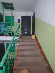 Квартира 32.2 м², Владимирская область, Кольчугинский район, деревня Павловка, ул. Первая, д. 4, кв. 11. Расположена на втором этаже двухэтажного кирпичного дома. В квартире имеется отопление, водопровод, канализация, электроснабжение и газоснабжение. Свежий косметический ремонт. Ознакомление с…