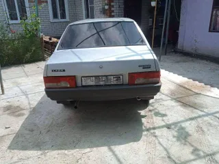 ВАЗ 21099 2000 года, VIN XTA21099012897703, мощность двигателя 67.8 л.с. (49.8 кВт). Пробег уточнять при осмотре.