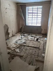 Контора 298 кв. м и земельный участок 1466 кв. м в Вологодской области. Кадастровый номер здания: 35:19:0309007:169. Назначение: нежилое. Количество этажей: 1, подземных этажей: 0. Общая площадь здания: 298 кв. м. Адрес: Российская Федерация, Вологодская область, Устюженский район, деревня…