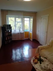 Квартира 35 м², Свердловская область, г. Екатеринбург, ул. Мичурина, д. 25, кв. 35, кадастровый номер 66:41:0701028:2323. После приобретения объекта недвижимости добросовестный победитель самостоятельно обращается с “Исковым заявлением о признании утратившим права пользования жилым помещением и…