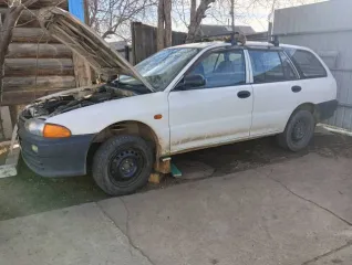Mitsubishi Libero, 2001 года, 85 лс, 241263 км, АКПП. Легковой автомобиль, марка: Mitsubishi, модель: Libero, год изготовления: 2001, цвет: белый, VIN: отсутствует, ПТС: 25 УА 240132, г/н: М130АХ75, кузов CB2V № 0704116.