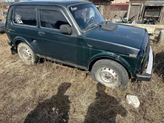 ЛАДА 212140 4х4 2015 Автомобиль ЛАДА 212140 4х4, 2015г.в., г/н Е465ТЕ124, VIN XTA212140F2217088, двигатель разобран, отсутствует раздаточная коробка, рабочее состояние не проверялась, (Документы отсутствуют), находится в Богучанском районе. Пробег: 0. Вид транспорта: легковой. Объем двигателя: не…