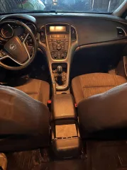 Opel Astra, 2012. Легковой автомобиль марки Opel, модель Astra, год выпуска 2012, идентификационный номер (VIN): XUFPD6DD6D3003483. Ознакомиться с имуществом можно по месту его нахождения по адресу: г. Алапаевск ул. Зои Космодемьянской, 12. Контактные данные лица, осуществляющего хранение…