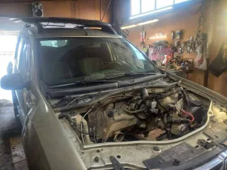 Renault Duster 2013 года, 102 лс, VIN X7LHSRH8549254384, цвет: бежевый. Имущество является предметом залога АО "РН Банк".