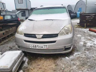 Toyota Sienna 2004 года, 218 л.с., пробег 100000 км, АКПП. Легковой автомобиль Toyota Sienna LE, 2004 г.в., VIN 5TDZA23C74S113839.
