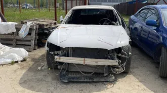Audi A4 2010 года, 120 лс, АКПП. Автомобиль audi a4 2010 г.в. гос рег. знак К550РК186, VIN: XW8ZZZ8K8AG000252. Состояние неудовлетворительное. Автомобиль после ДТП. В результате ДТП автомобиль получил
следующие механические повреждения: передняя левая дверь, переднее левое крыло, задний
бампер…
