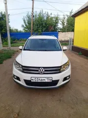 Volkswagen Tiguan, VIN XW8ZZZ5NZDG109027, 2012 год выпуска