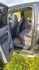 Ford Ranger 2013, 125 л.с., 190295 км, АКПП, VIN 6FPPXXMJ2PDK47061. На имущество зарегистрировано ограничение (обременение) права: находится в залоге у ООО ПКО «АБК». Автомобилю требуется ремонт: стучит и подтекает рулевая рейка, замена выжимного подшипника сцепления, замена датчика АБС (задний…