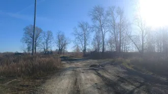 Комплекс недвижимости, 4 746,4 кв. м, Свердловская область. Здание склада технических материалов (216,5 кв. м, кад. № 66:56:0116002:1915), здание шпалотарного цеха (972,8 кв. м, кад. № 66:56:0116002:1925), здание РММ (346,5 кв. м, кад. № 66:56:0116002:1911), здание котельной (79,2 кв. м, кад. №…