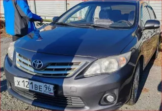Легковой автомобиль марки Toyota Corolla, год выпуска 2013, VIN JTNBV58EX0J214166, цвет серый, мощность 91.0/124.0 л.с./кВт. Вид права собственность.