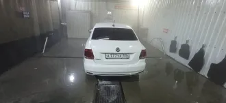 Volkswagen Polo 2018, VIN XW8ZZZ61ZKG015361.