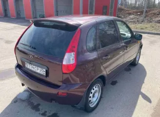 LADA Kalina 2012 года выпуска, цвет темно-вишневый. VIN: XTA111930C0201786, ПТС: 63HM901809, государственный номер B114CP35. Модель двигателя 11183, бензиновый, номер двигателя 5703649, мощность 81.6 л.с. (60.0 кВт), рабочий объем 1596 куб. см. Экологический класс четвертый, разрешенная…
