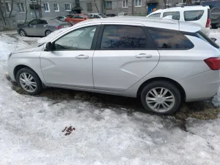 LADA Vesta, 2019 Автомобиль легковой ВАЗ (LADA) Vesta, VIN: XTAGFK110KY349605, 2019 г.в. С имуществом, являющимся предметом торгов, можно ознакомиться по адресу: Российская Федерация, Мурманская обл., г. Ковдор, ул. Слюдяная, д. 7А, по предварительной записи у организатора торгов по номеру телефона…