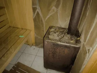 Гостевые дома и земельный участок 5068 кв.м. в Краснодарском крае еще Имущество ООО «Лидер Сад», являющегося предметом залога по обязательствам перед ПАО «Сбербанк России»:   – Здание. Назначение: Гостевой дом. Площадь общая: 233.6 кв. м. Кадастровый номер. 23:10:0104001:706. Адрес: Краснодарский…