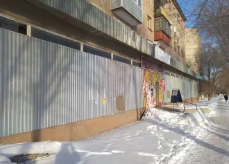 Нежилое помещение 870.9 м2 Оренбургская область Помещение, кадастровый номер: 56:43:0115033:381, назначение: нежилое, 1 этаж. Площадь объекта: 870.9 м2. Адрес: Российская Федерация, Оренбургская область, город Орск, улица Горького, дом 119, нежилое встроенное помещение. Имеется задолженность по…