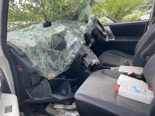 Toyota Voxy 2011 года, цвет белый, VIN ZRR70-0431981. Проверить техническое состояние не представляется возможным. ПТС, СТС, ключи отсутствуют.