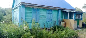 Земельный участок 475 кв.м с домом и зданием, Кармаскалинский район. Кадастровый номер участка: 02:31:190123:211. Жилой дом, кадастровый номер: 02:31:190123:294, площадь 30.7 кв.м. Нежилое здание, кадастровый номер: 02:31:190123:293, площадь 6 кв.м. Адрес: Республика Башкортостан, Кармаскалинский…