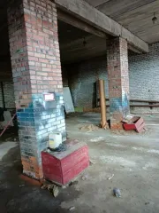 Гараж 244.7 м², участок 328 м², Ленинградская область, Приозерский район, г. Приозерск, ул. Песочная, д. 12. Земельный участок: площадь 328 +/- 6 кв.м, кадастровый номер 47:03:0301002:399, категория земель - земли населенных пунктов, вид разрешенного использования - гаражи боксового типа. Здание…