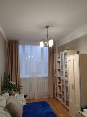 Трехкомнатная квартира общей площадью 65,5 кв. м., адрес: Калининградская обл., г. Калининград, пр-кт Мира, д. 136, кв. 23; кадастровый номер 39:15:141309:2024, этаж: 3. Обозначение местонахождения недвижимости, указанное на карте, сформировано системой ЭТП при формировании извещения о проведении…