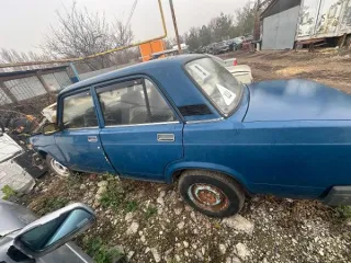 Автомобиль ВАЗ 21074, 2004 г.в., номерной знак У949ОТ64, VIN XTA21074052047207. Обременения: сведения отсутствуют. Характеристика имущества: Б/у. Вид транспорта: автомобиль. Год выпуска: 2004. Марка: ВАЗ. Модель: 21074.