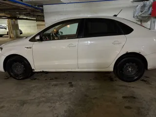 Volkswagen Polo 2018 года выпуска, VIN XW8ZZZ61ZJG042798. Цена 622500 рублей. Ознакомление с имуществом в период приема заявок производится по заявке, направляемой на электронную почту kamai@list.ru или по телефону 8(347)216-45-18.