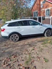 Lada Vesta, 2020 года, 106 лс, 102000 км еще Автомобиль LADA Vesta SW Cross, VIN: XTAGFK110MY514388, 2020 года выпуска