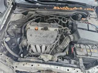Honda Accord 2006 серебристый пробег 286383 км VIN JHMCL76406C217784 является предметом залога АО Банк «СНГБ».