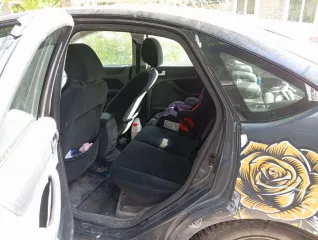 Ford Focus, 2007. Автомобиль марки Ford модель Focus, 2007 г.в., VIN-номер X9F5XXEED57S05840 (залог ПАО «Совкомбанк»). Порядок ознакомления с имуществом осуществляется по месту нахождения имущества по предварительной заявке: по эл.почте: jul.shipina@yandex.ru в течение срока подачи заявок.